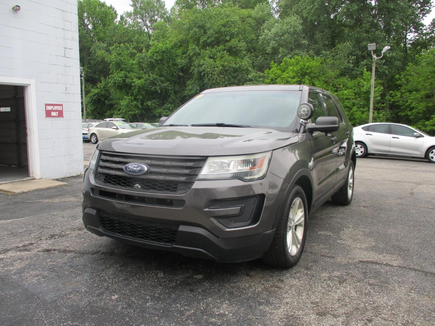 2017 GRAY Ford Explorer (1FM5K8AR3HG) , AUTOMATIC transmission, located at 540a Delsea Drive, Sewell, NJ, 08080, (856) 589-6888, 39.752560, -75.111206 - Photo#0